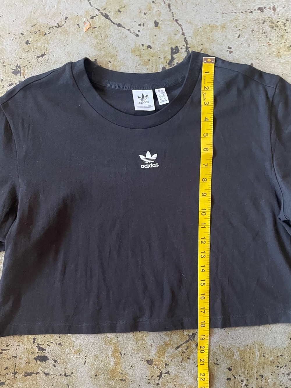 Adidas Essentials Women's Cropped Trefoil Tee with Cuffed Sleeves Black Size XL - Picture 3 of 6
